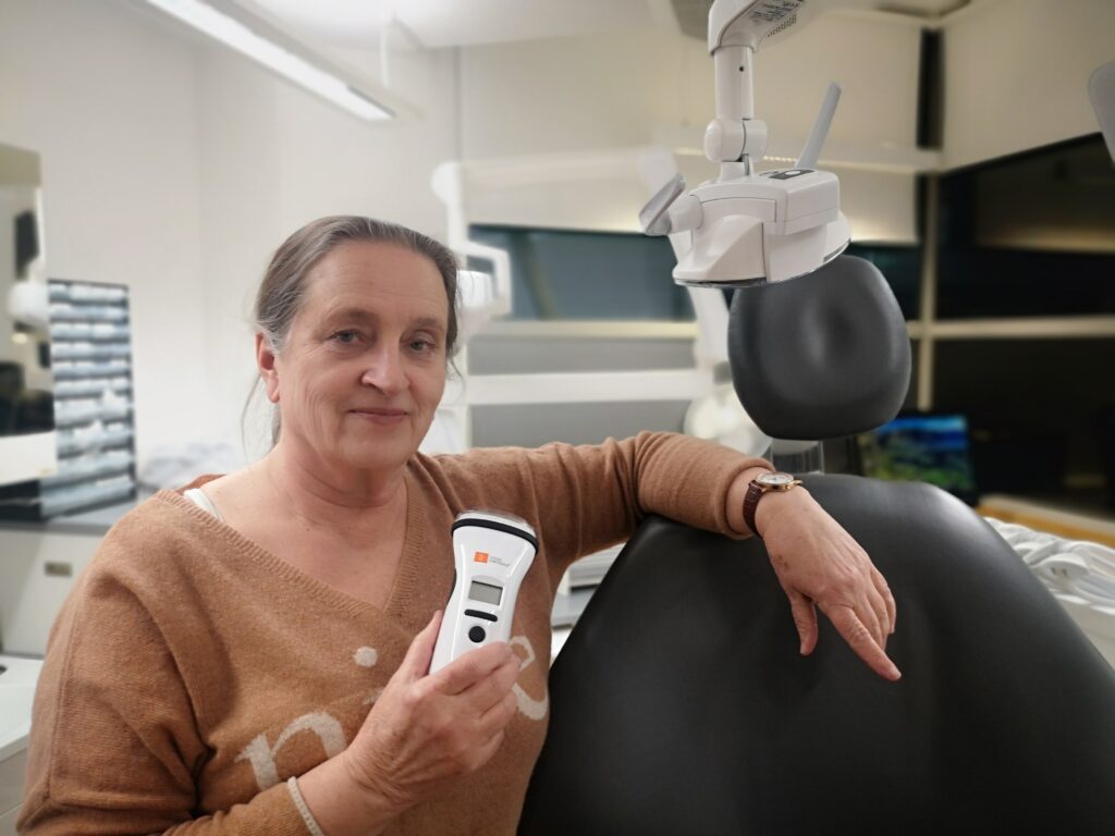Hammaslääkäri B-Cure Laser